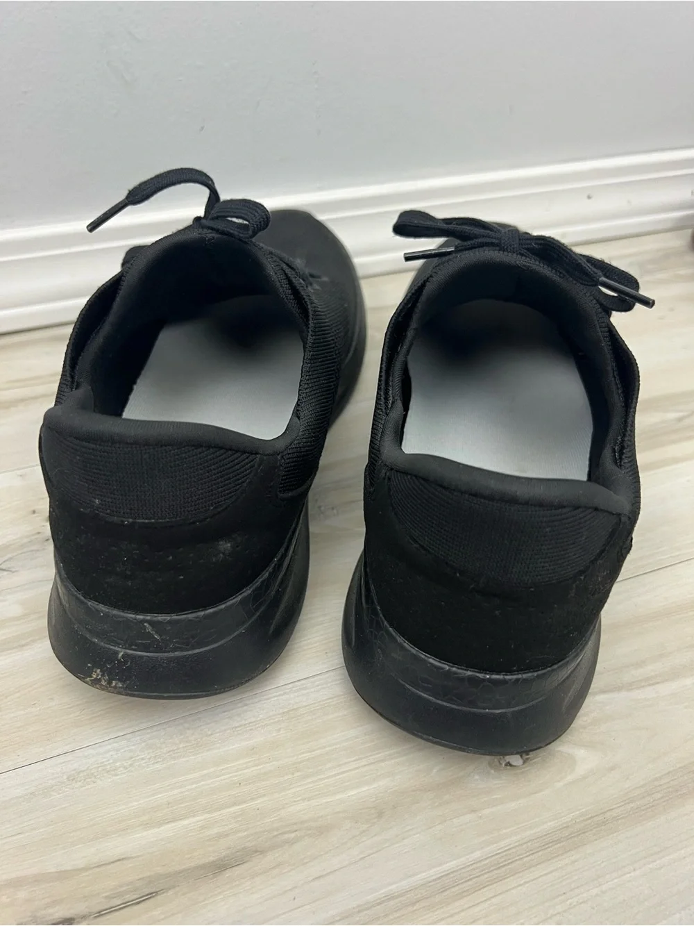 Kizik Lima Hands free Lightweight Knit Sneaker Unisex